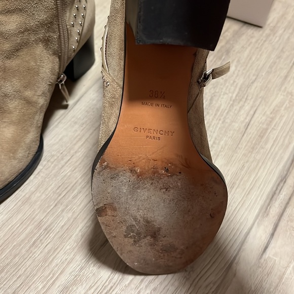 Givenchy Ankle Boots Beige Calf Suede 8.5 - Picture 12 of 16